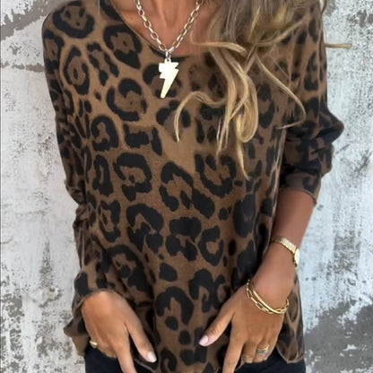 Lyka | Sleek Leopard Top